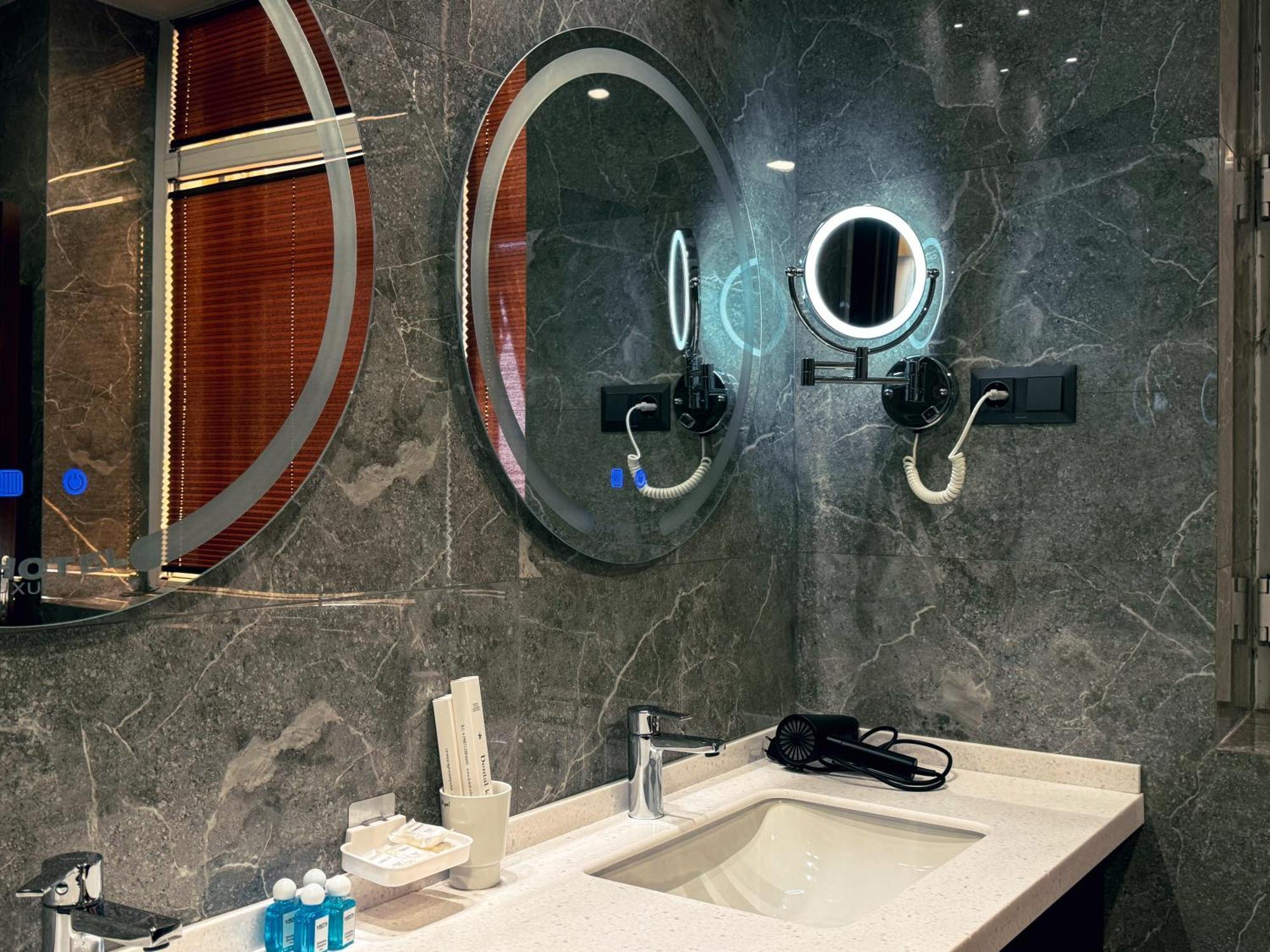 Ziyorat Luxury Hotel فرغانة المظهر الخارجي الصورة
