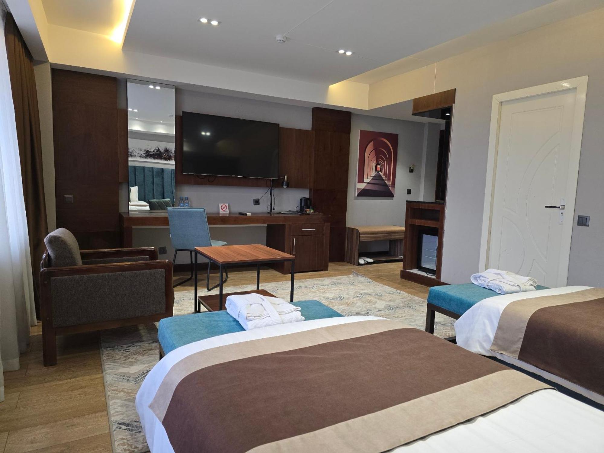 Ziyorat Luxury Hotel فرغانة المظهر الخارجي الصورة