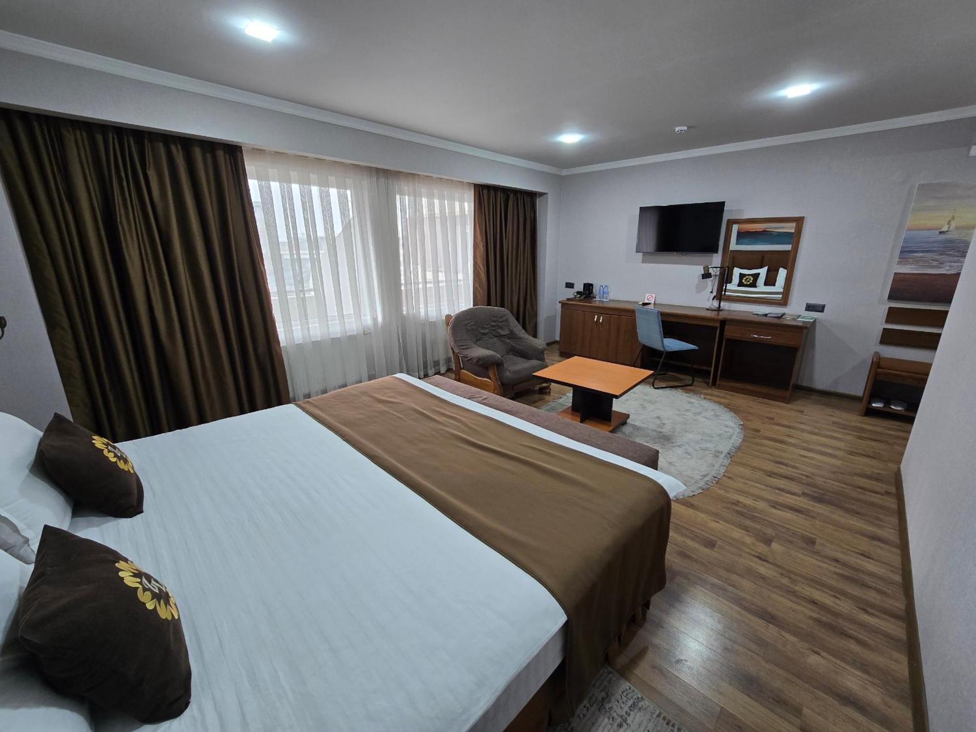 Ziyorat Luxury Hotel فرغانة المظهر الخارجي الصورة