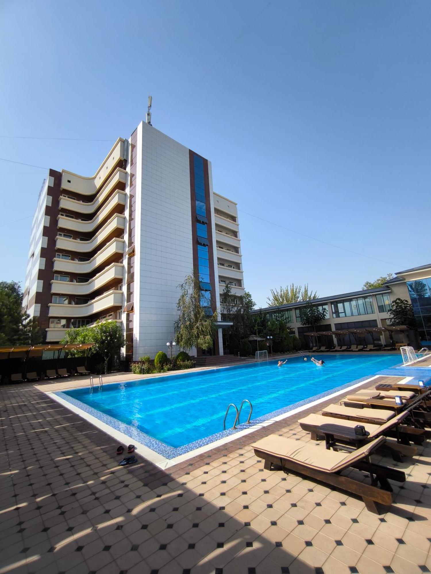 Ziyorat Luxury Hotel فرغانة المظهر الخارجي الصورة