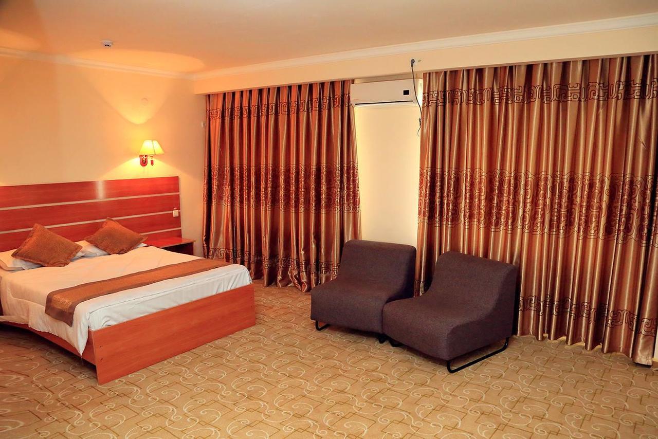 Ziyorat Luxury Hotel فرغانة المظهر الخارجي الصورة